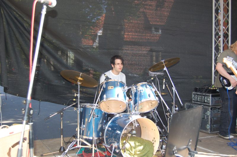 {short description of image}